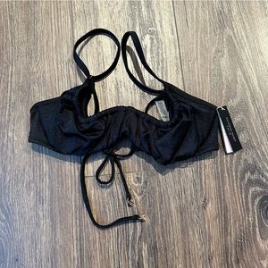NWT Victoria’s Secret bikini top